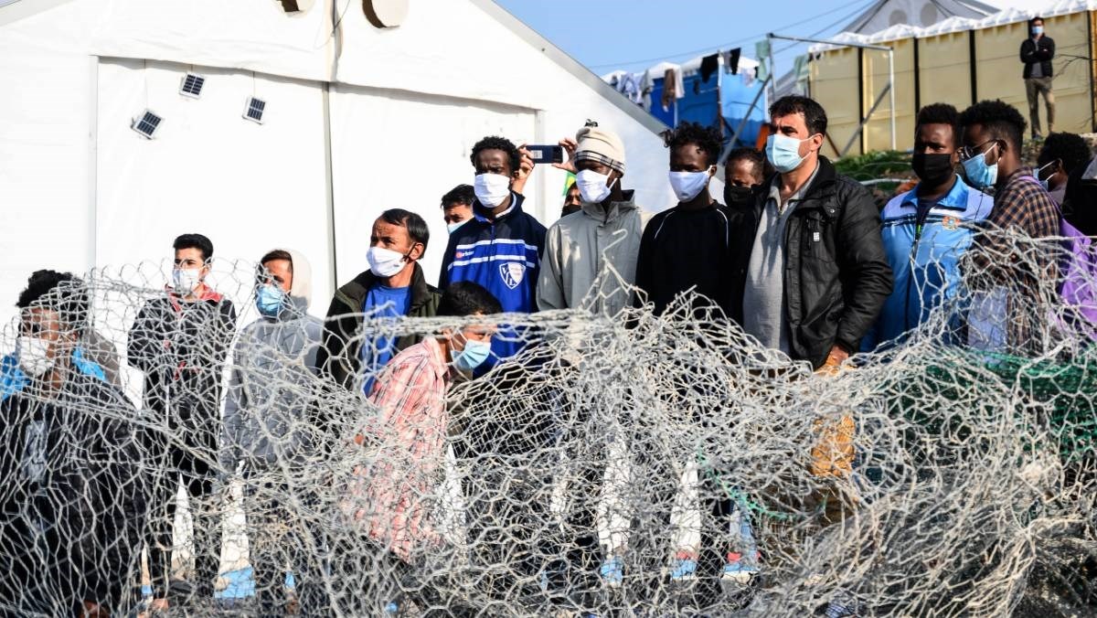 Grčki humanitarci spašavali izbjeglice, sada optuženi za špijunažu. Prijeti im zatvor - Index.hr
