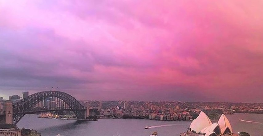 Nebo iznad Sydneyja postalo ružičasto, izgledalo je poput bajke
