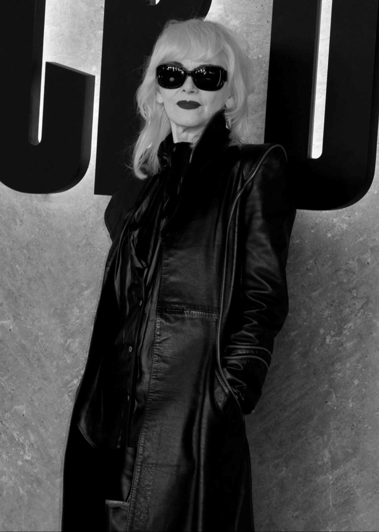 Umrla slavna modna dizajnerica. Nikada u javnosti nije otkrila koliko ima godina