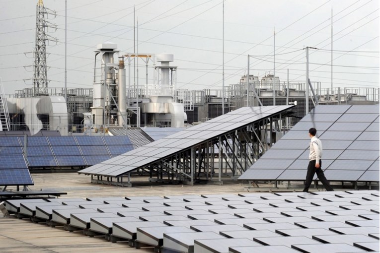 Tokio zaustavlja financiranje megaprojekata solarnih farmi