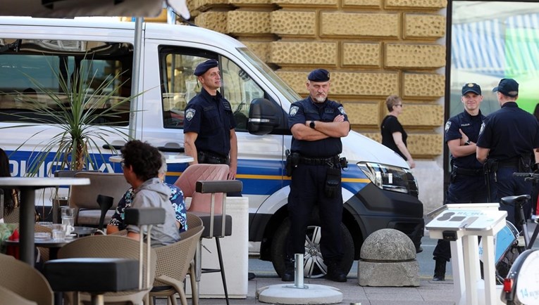 Pijani policajac jutros rano remetio red i mir u riječkom kafiću