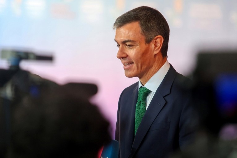 SAD razmatra izbacivanje Španjolske iz NATO-a. Reagirao Sánchez