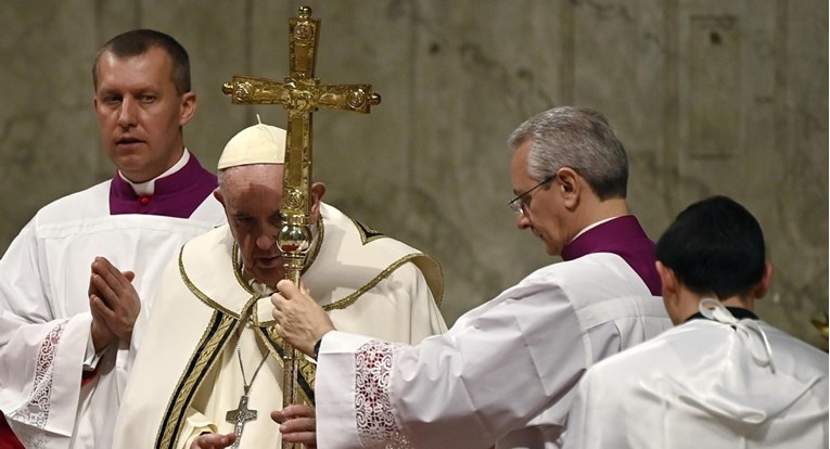 Papa: Pohlepa i glad za moći su toliko jaki da neki žele čak i svoje susjede pojesti