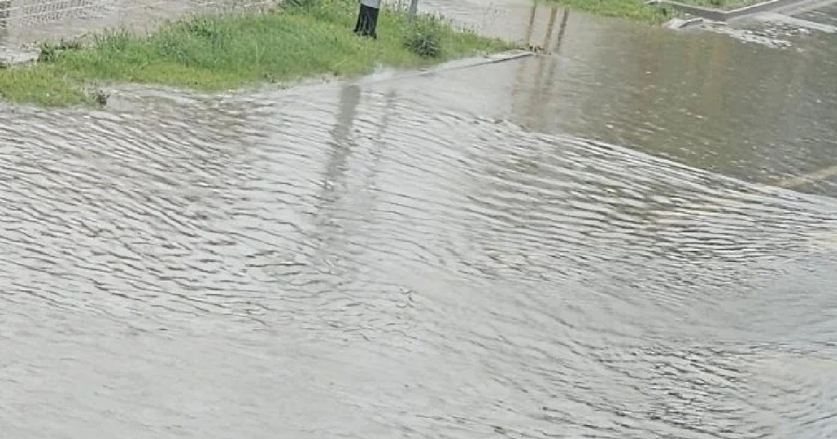 Kiša potopila ulice u Koprivnici. "Problem su bili začepljeni slivnici"