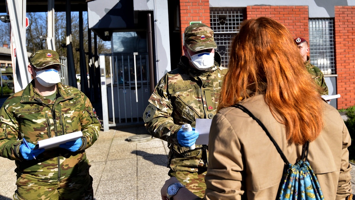 Slovenija se pomalo otvara, broj novih zaraza u padu