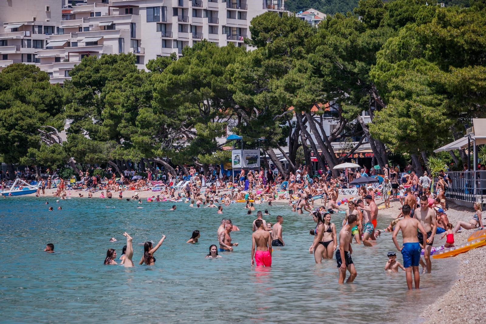 Prvi je dan ljeta. Ovo su plaže u Makarskoj