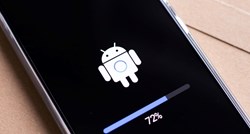 Android 15 će korisnicima omogućiti prisilnu aktivaciju tamnog načina