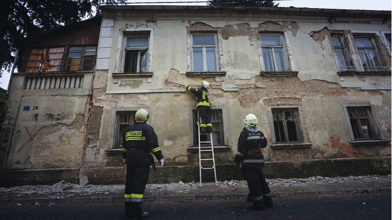 Ministar Horvat: Više od 1800 zgrada je neupotrebljivo