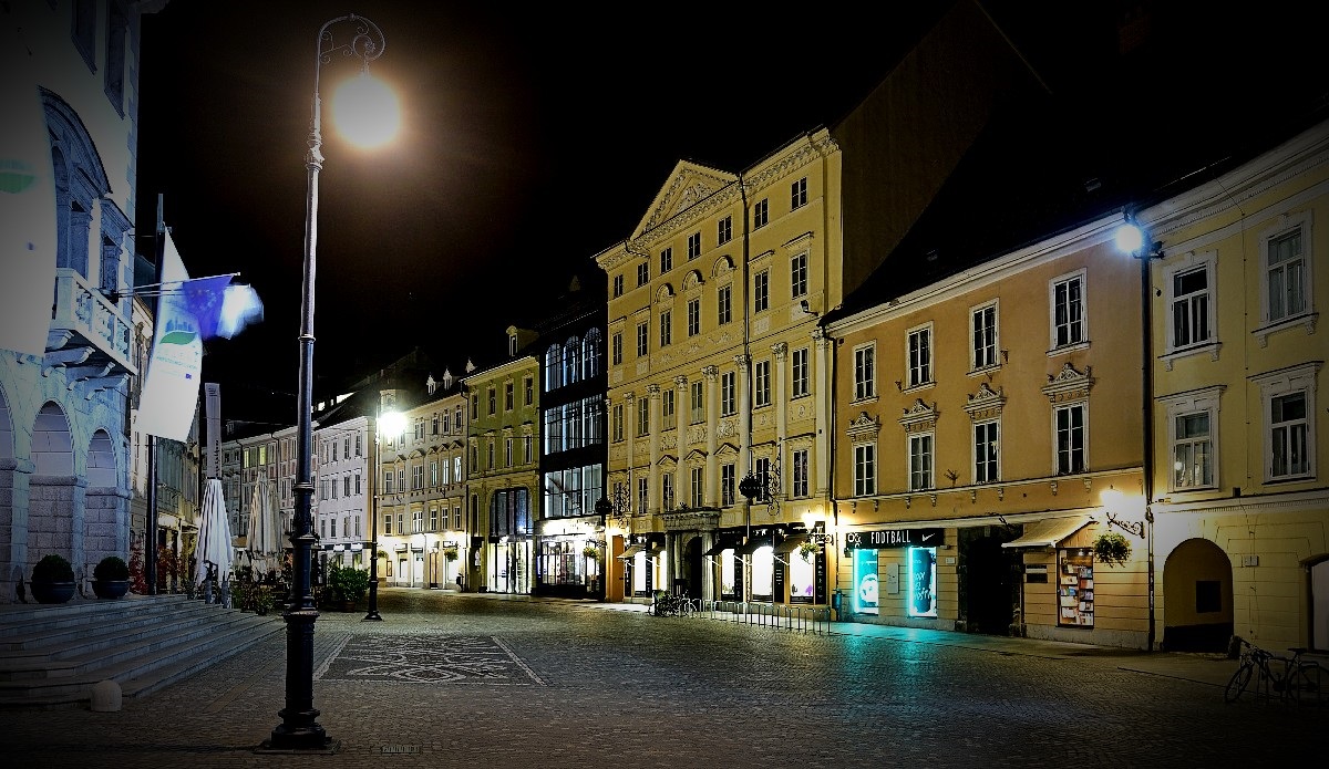 Zemlje regije uvode drastične mjere, Njemačka i Austrija u lockdownu. Evo pregleda