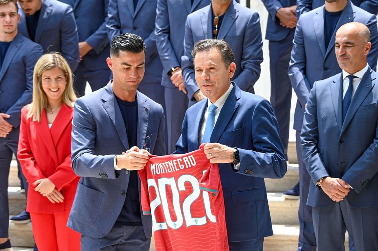 Ronaldov odlazak izazvao dramu u Portugalu. Uključio se premijer