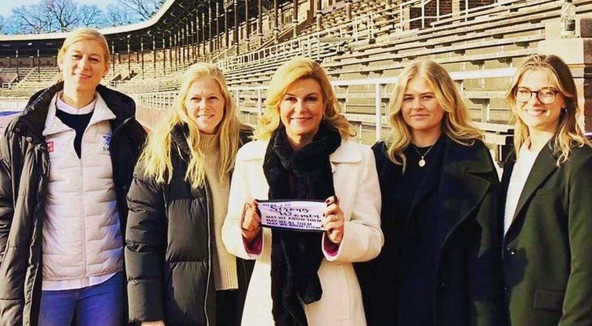 Kolinda Grabar-Kitarović čestitala Dan žena fotkom s drugog kraja Europe