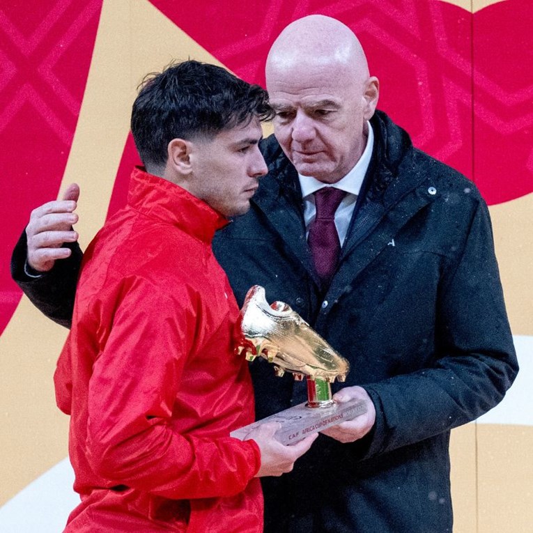 Diaz je slomljen nakon panenke u finalu Kupa nacija. Real mu pronašao terapiju