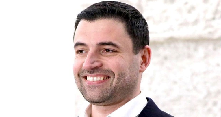 Bernardić najavio osnivanje stranke: Bit ćemo iznenađenje na izborima