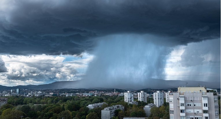 Dio Hrvatske poharala oluja. Evo što stiže idućih dana, objavljeno posebno upozorenje