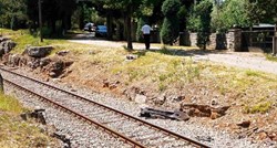 Željeznička nesreća u Istri: Vlak se zabio u auto, poginuo vozač
