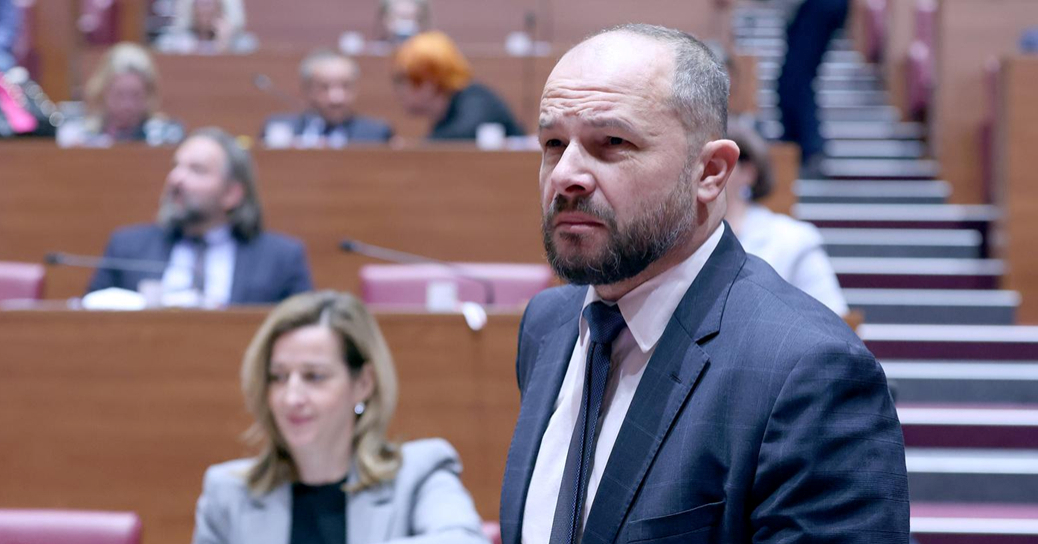 Hajdaš Dončić: Primijetio sam da je moju objavu lajkalo puno sumnjivih profila
