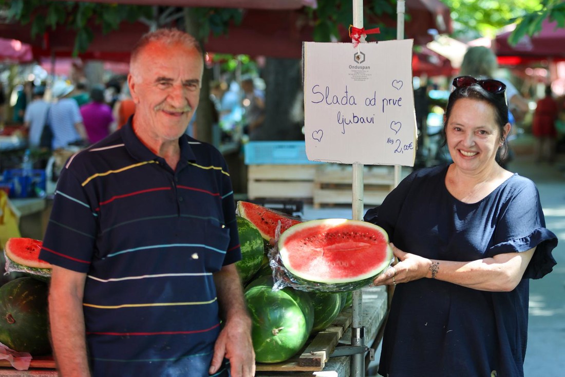 Hit poruka uz lubenice na štandu u Puli: "Slađa od prve ljubavi"