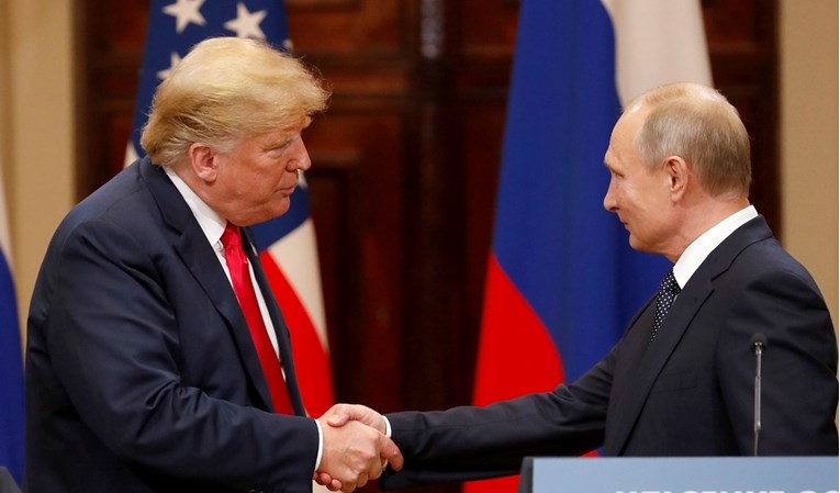 Trump najavio da će se uživo sastati s Putinom, objavio gdje