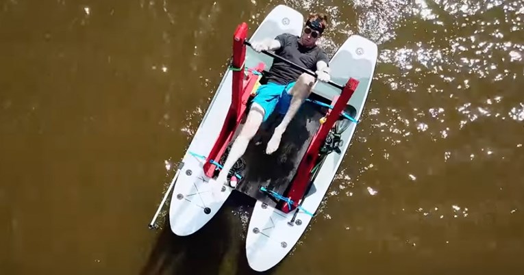 Tip je izgradio prvu plutajuću teretanu pa brzo shvatio to nije bila dobra ideja