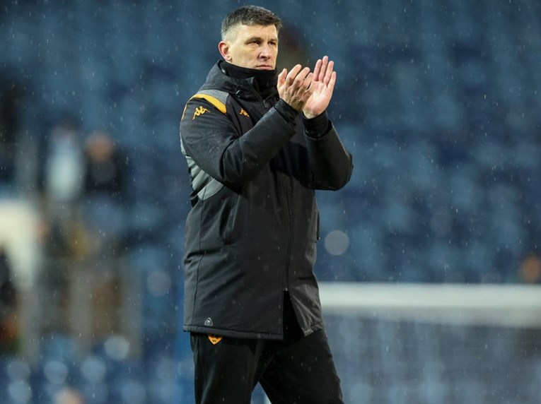 Jakirovićev Hull osvojio bod u utakmici otkazanoj zbog leda i nastavio lov na PL