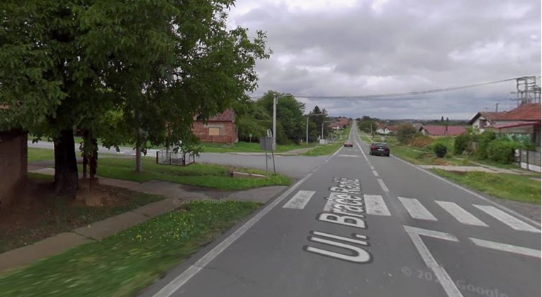 Teška prometna kod Našica: 15-godišnjakinja životno ugrožena 