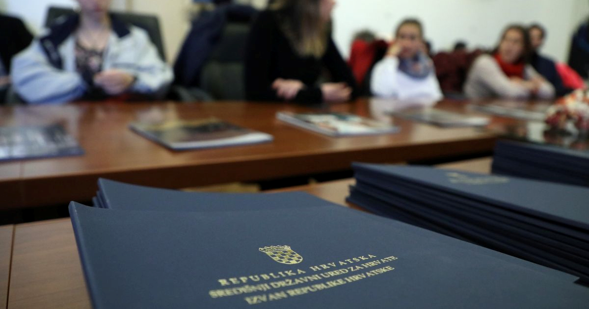 Ured za Hrvate izvan Hrvatske objavio natječaj za potpore