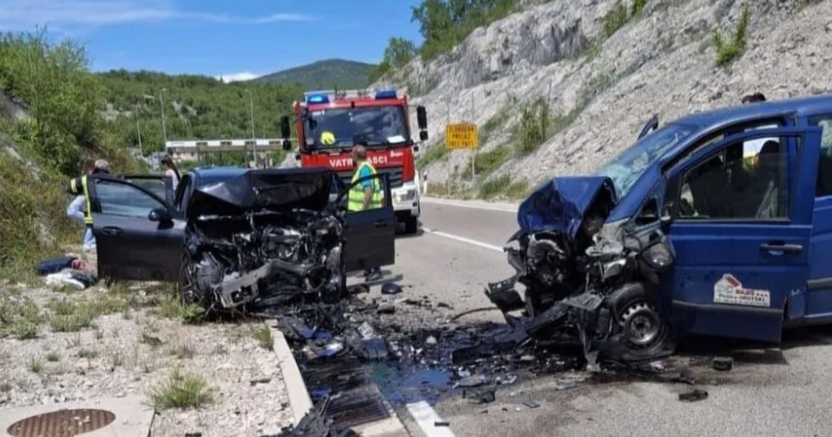 Teška nesreća kod Zagvozda, dignut helikopter. Jedna osoba poginula, 5 ozlijeđenih