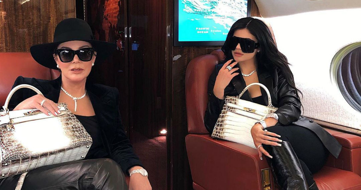 Modno usklađene Kris i Kylie pozirale s vrlo skupim i vrlo rijetkim torbama