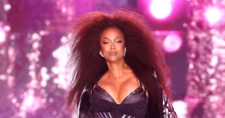 Tyra Banks (50) o Victoria's Secret reviji: Bojala sam se da mi grudi ne ispadnu