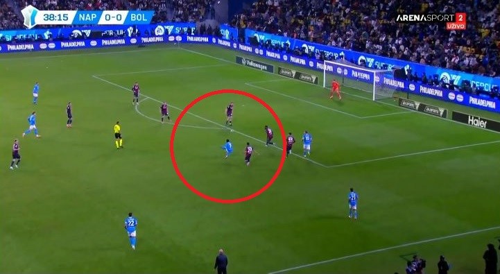 Napoli slavi novog junaka i njegove golčine. Gazzetta: Kvara tko? As: Ovo je skandal!