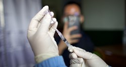 Oxford i AstraZeneca: Naše cjepivo je učinkovito 76% tri mjeseca nakon prve doze