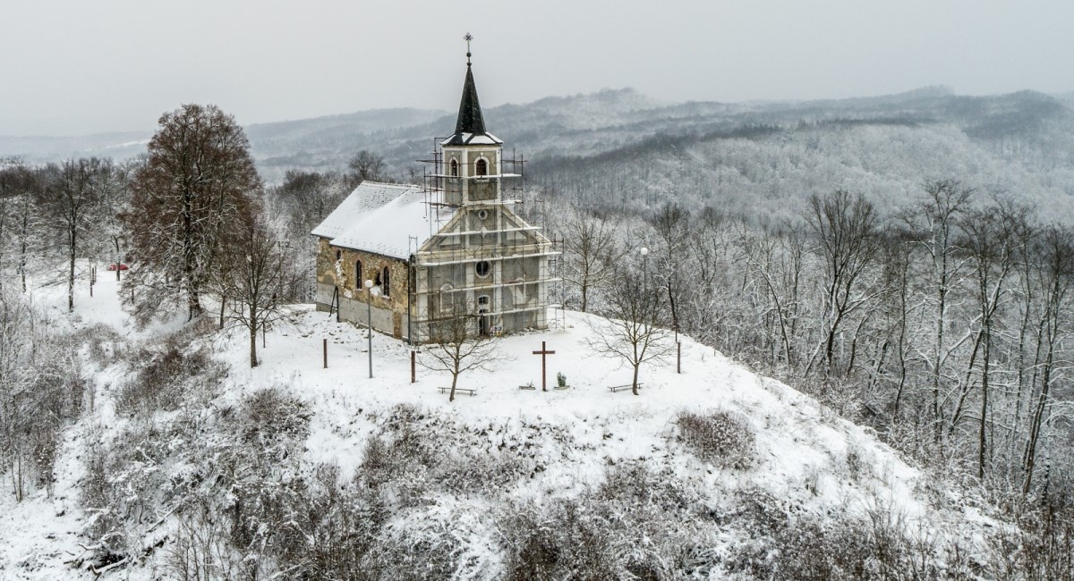 FOTO U potresu teško oštećena kapela iz 18. stoljeća