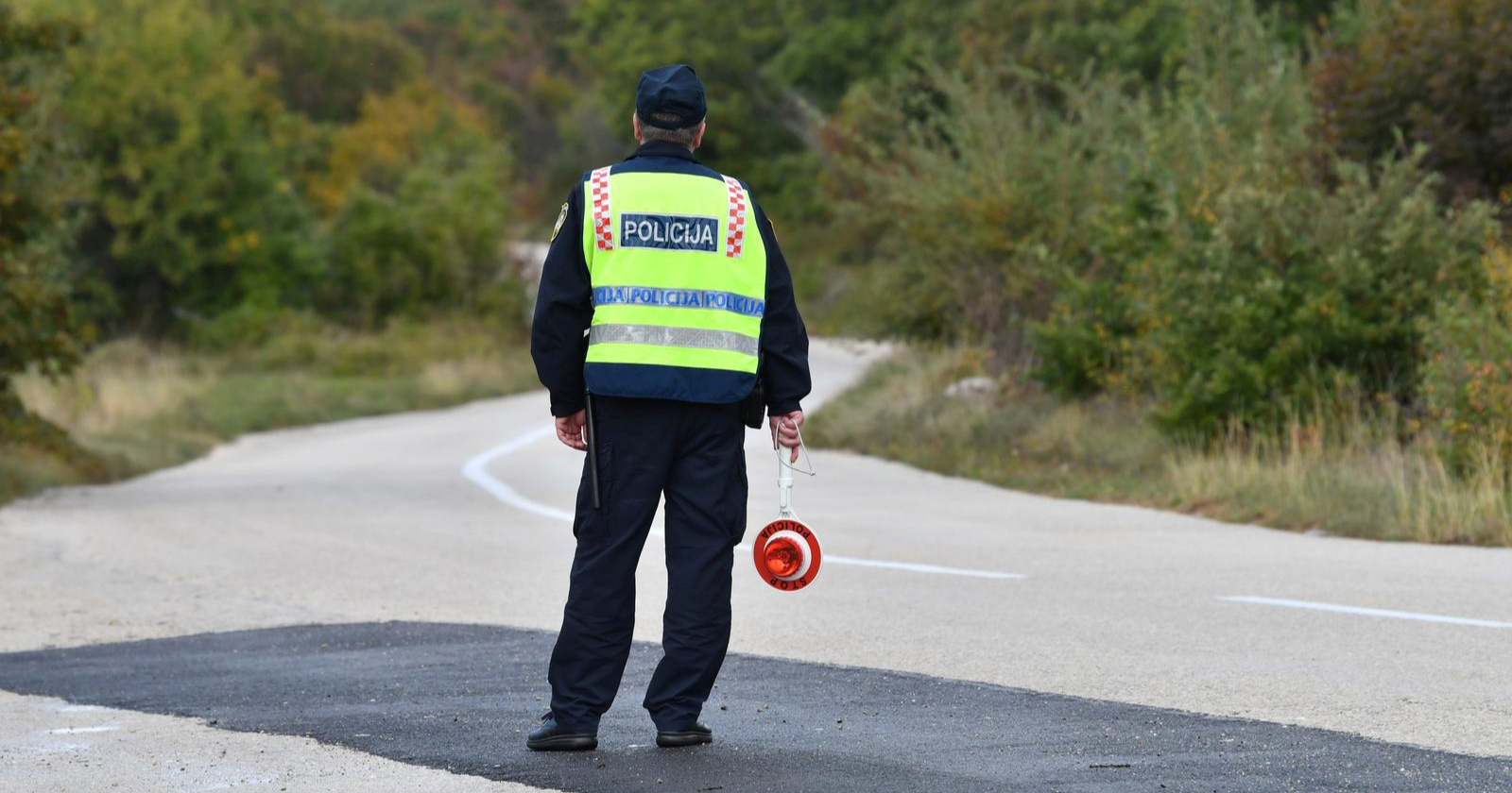 Rumunji kod Slunja prevozili migrante, uhićeni su