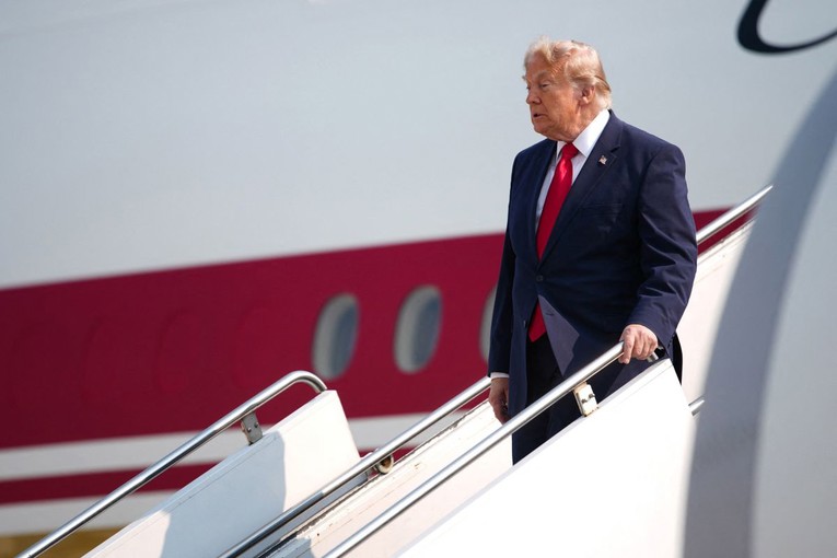 Trump prvi put letio Boeingom 747 koji mu je poklonio Katar. "Iskreno, uzbuđen sam"