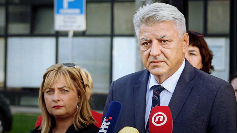 U izolaciji dva razreda u Primorsko-goranskoj županiji