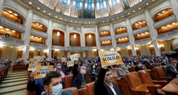Rumunjska vlada preživjela glasanje o povjerenju u parlamentu