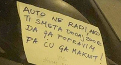 "Ako ti smeta, dodaj 200 eura...": Poruka na automobilu u Splitu nasmijala Fejs