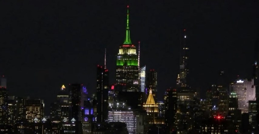 Njujorčane naljutilo ono što je osvanulo na zgradi Empire State