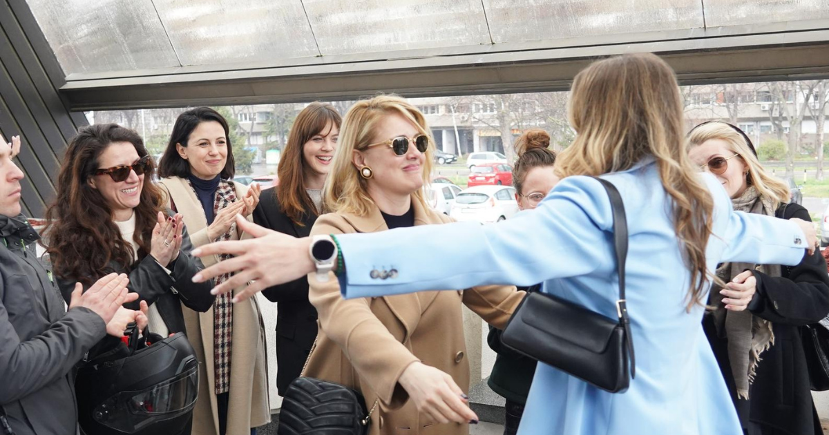 U Beogradu počelo suđenje Lečića i Anđele Jovanović, glumci došli podržati kolegicu