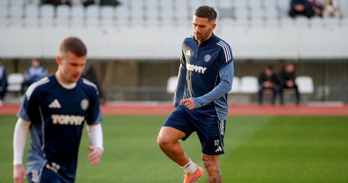 OD 15:00 Stigli sastavi Hajduka i Lokomotive