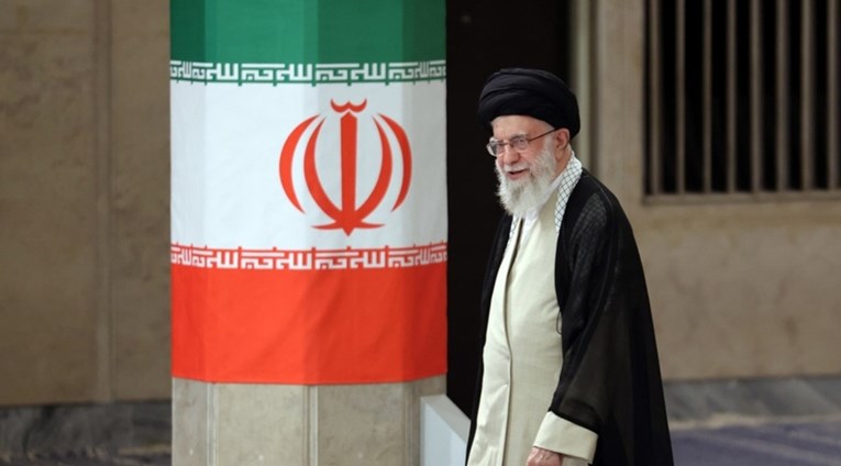 Iranski vođa odgovorio na Trumpovu prijetnju bombardiranjem Teherana
