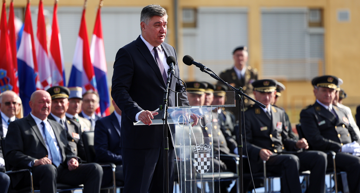 Milanović: Vojnu opremu kupujemo po astronomskim cijenama za profit naših saveznika