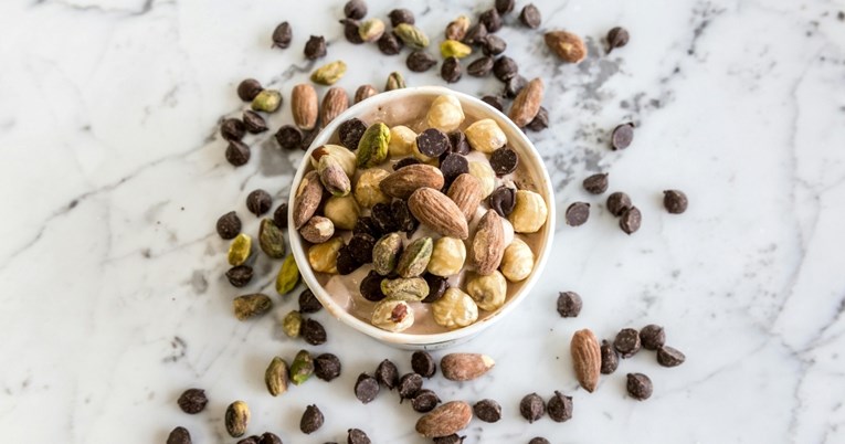 Neurokirurg: Stariji ste od 50 i želite poboljšati zdravlje mozga? Jedite 3 namirnice