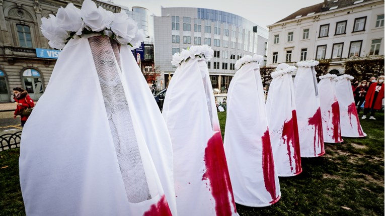 EP: De facto zabrana pobačaja u Poljskoj ugrožava živote žena