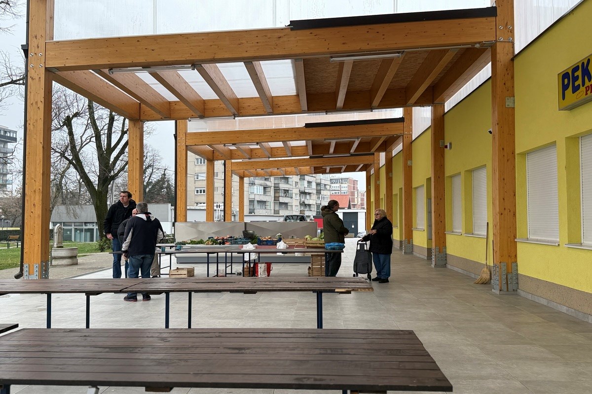 VIDEO Tržnica Vrapče otvorena lani, a nema nikog. "Prazna je, mrtva i tužna"