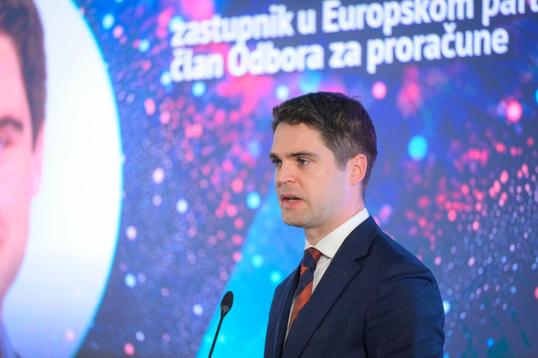 Ressler: Svijet će biti još brži, okrutniji i složeniji nego što je danas