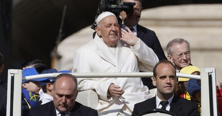 Papa putuje u Veneciju, oslobodit će ga plaćanja ulaznice za grad