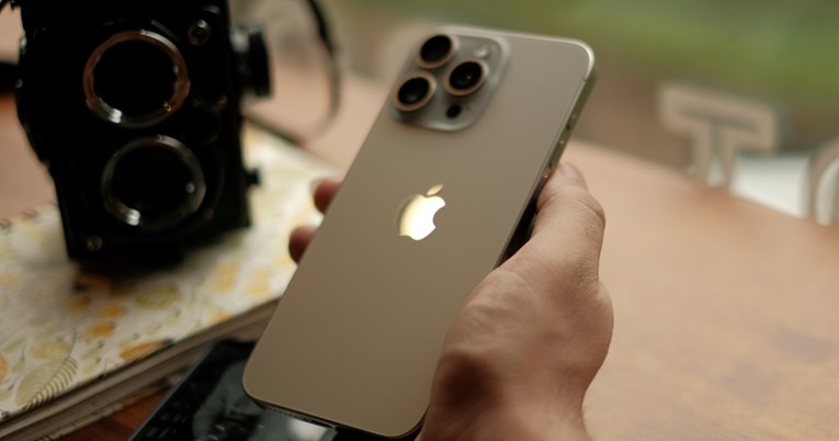 Bliži li se kraj vladavini Pro Maxa kao najboljeg iPhonea?