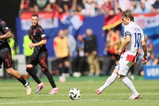 Marca: Modrić bi mogao dočekati Svjetsko prvenstvo 2026. kao igrač Reala
