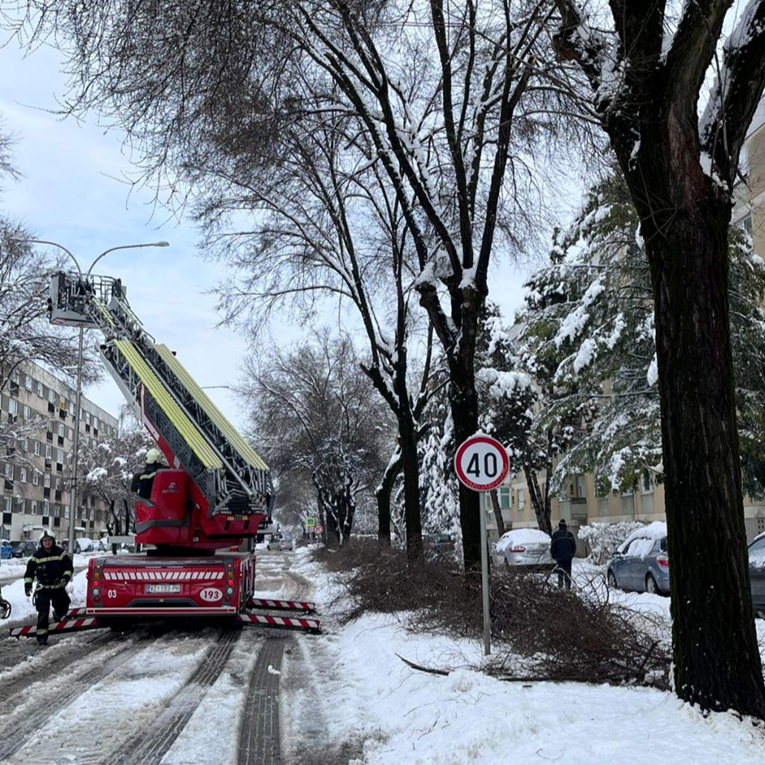 Zbog snijega u Varaždinskoj županiji problemi sa strujom. "Riješeno je 50% kvarova"